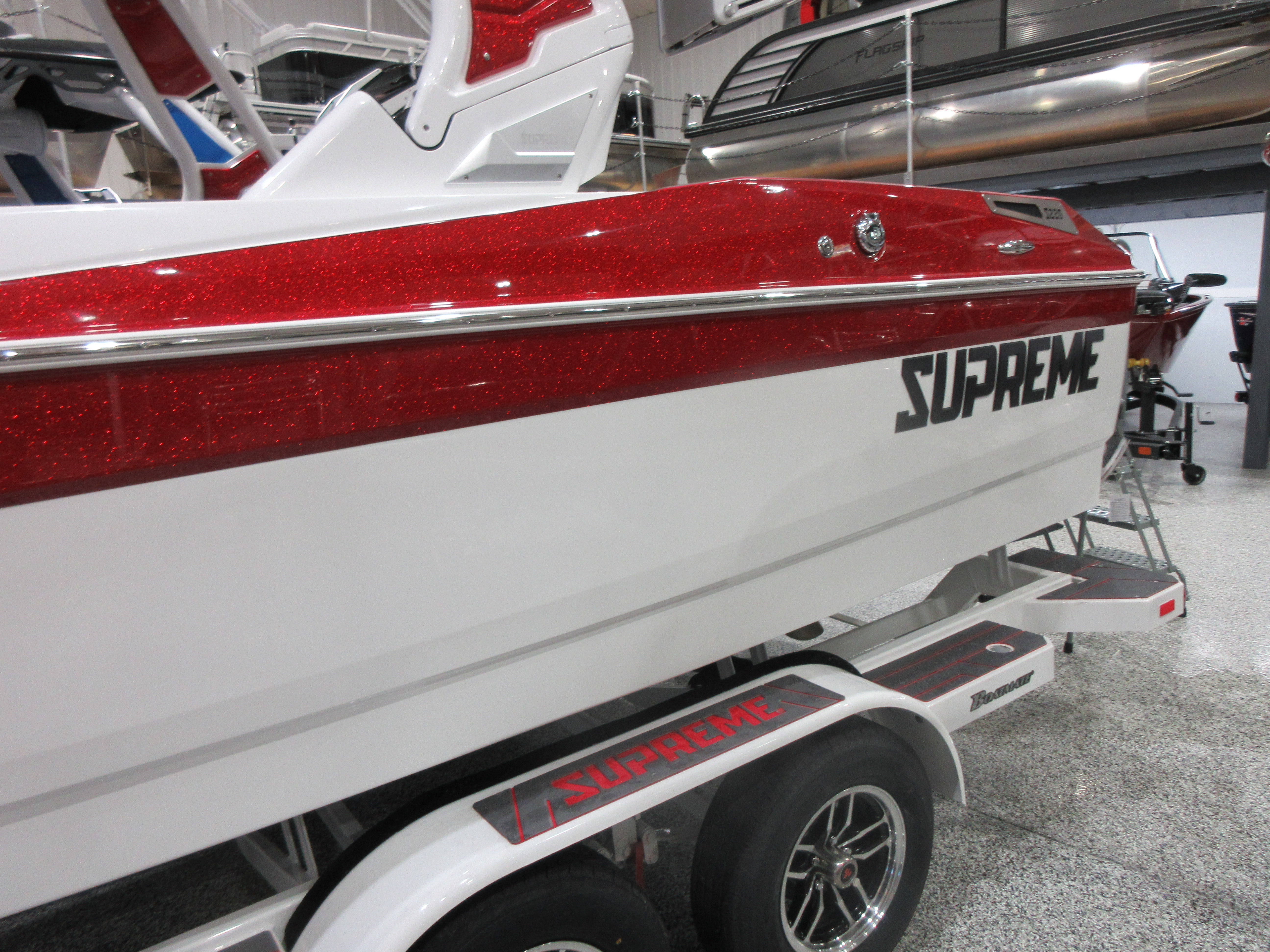 2024 Supreme S220