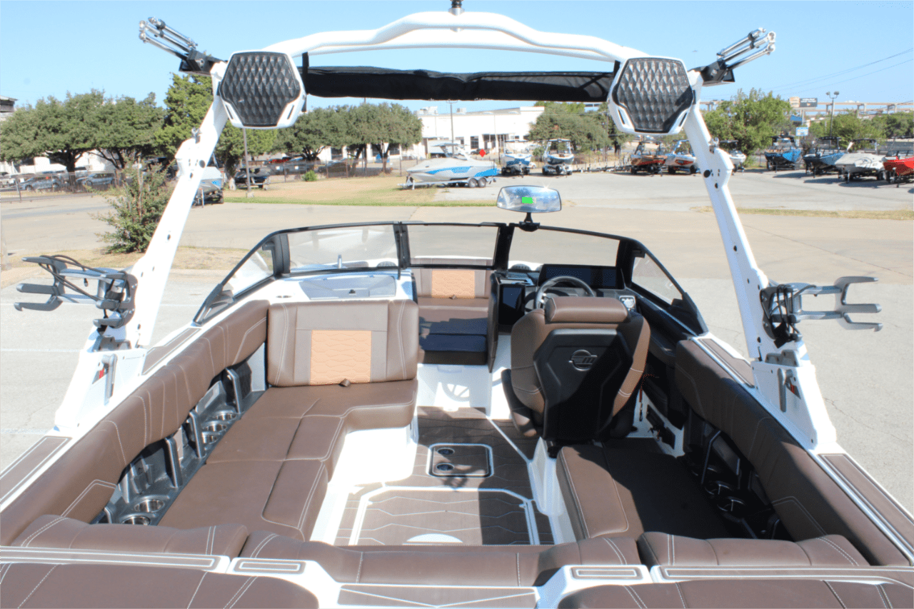 2025 Malibu 22 MXZ