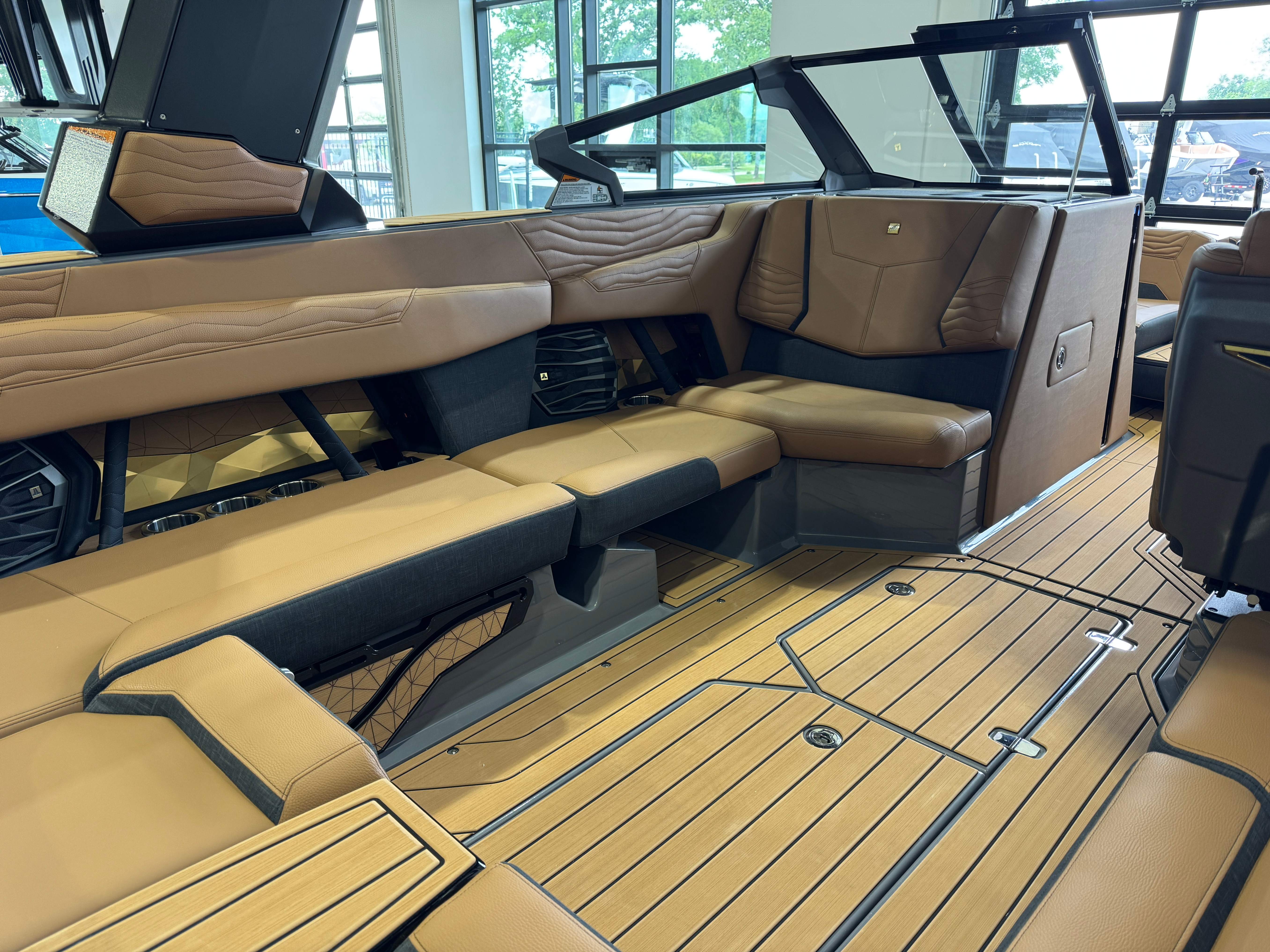 2025 Nautique Super Air Nautique G23