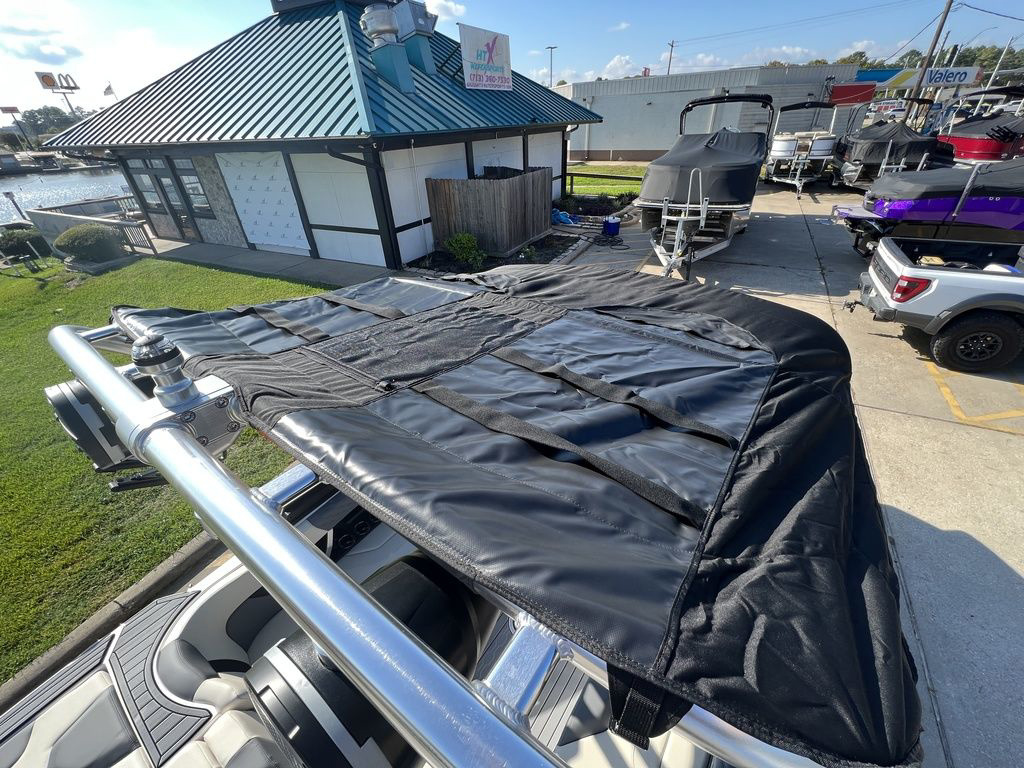 2024 MasterCraft XT20