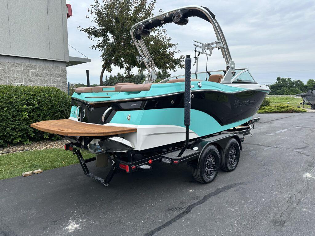 2019 MasterCraft XT21