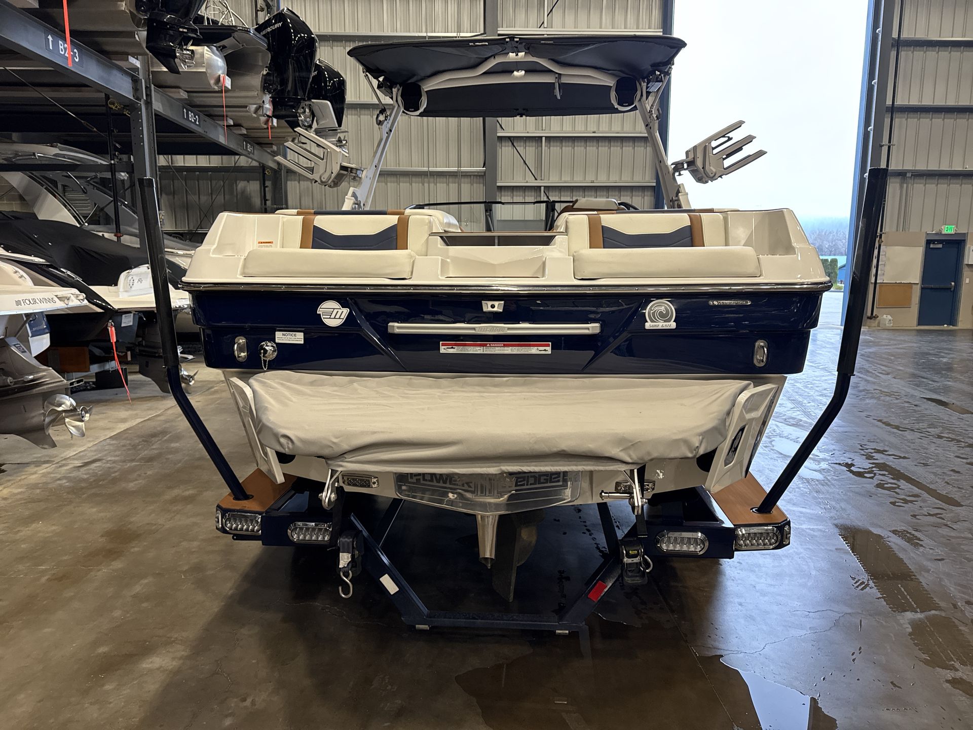 2024 Malibu 23LSV