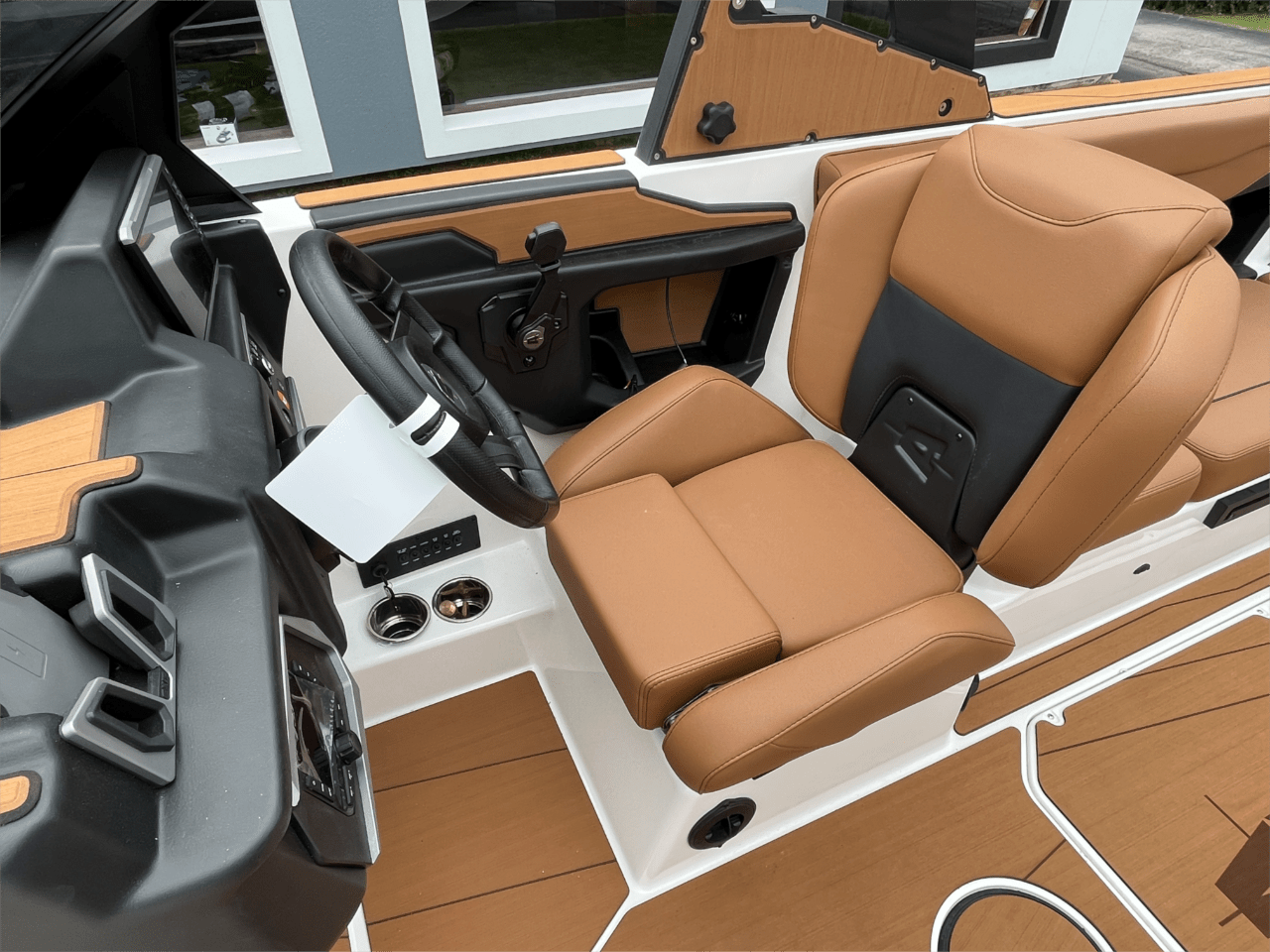 2024 Axis T235