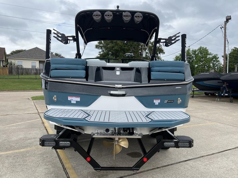2025 MasterCraft XT22