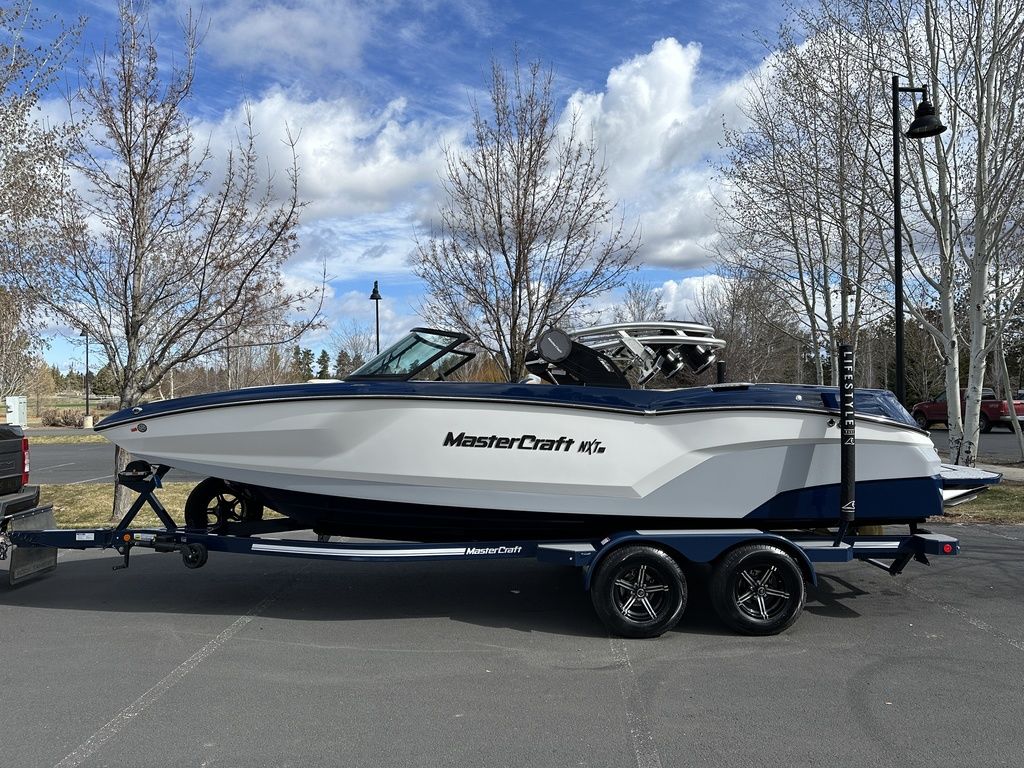 2024 MasterCraft NXT22