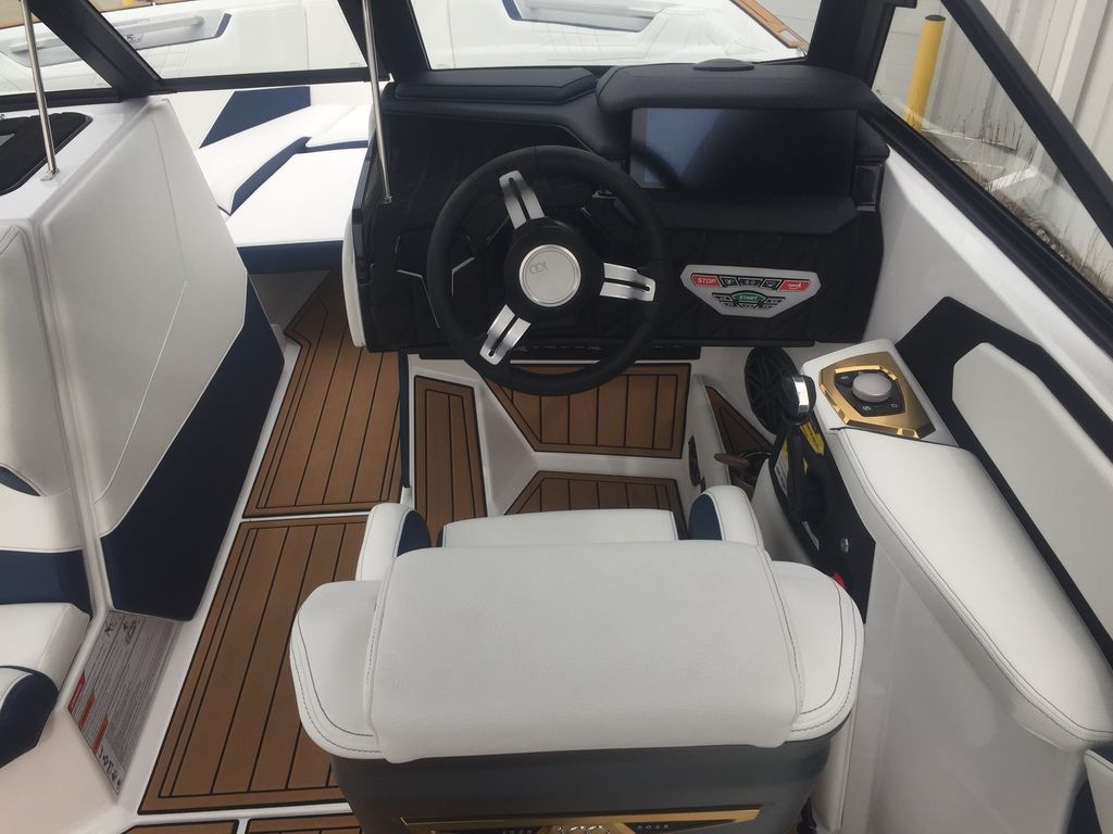 2025 Nautique Super Air Nautique S21