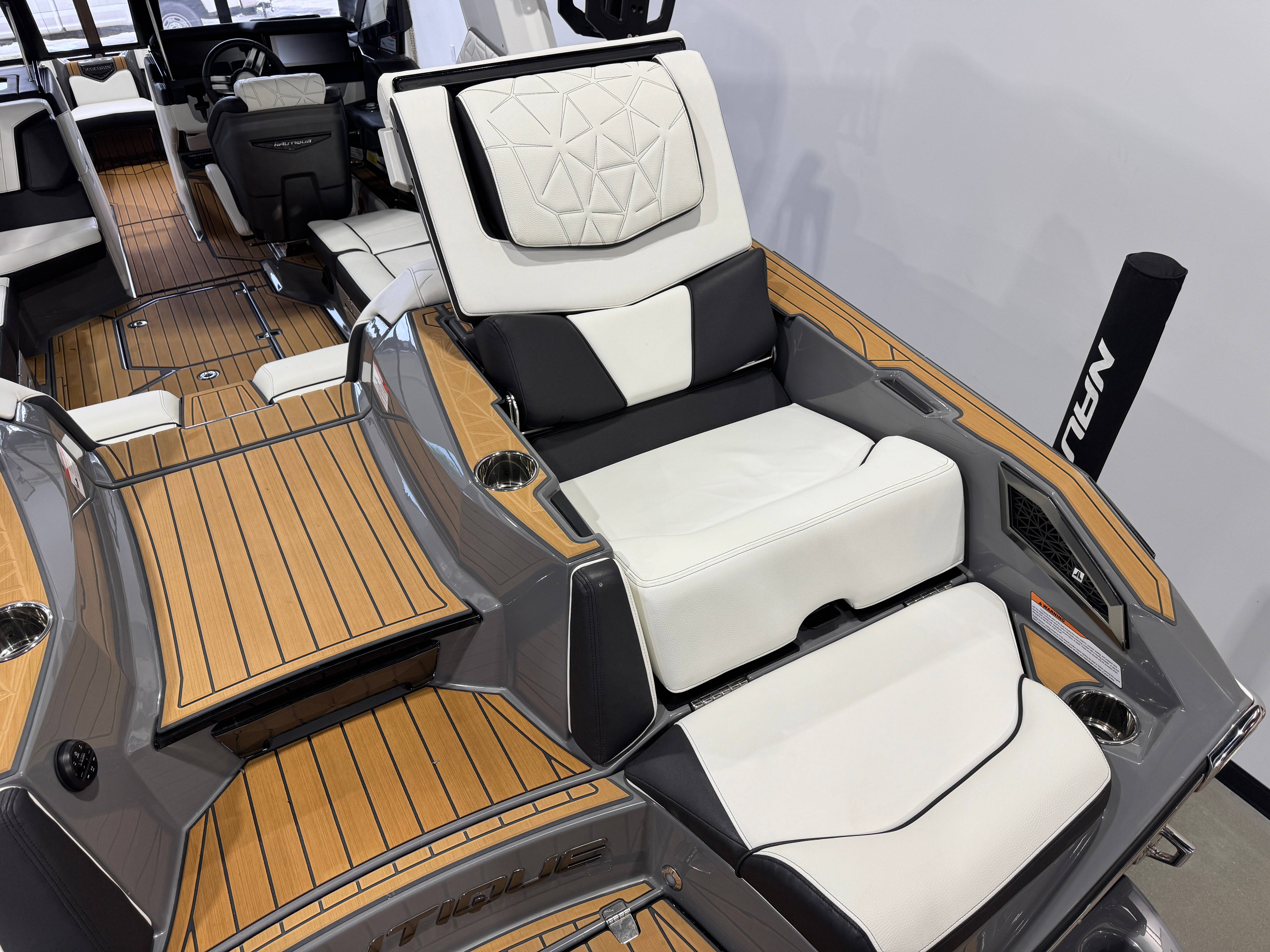 2023 Nautique Super Air Nautique G23 Paragon