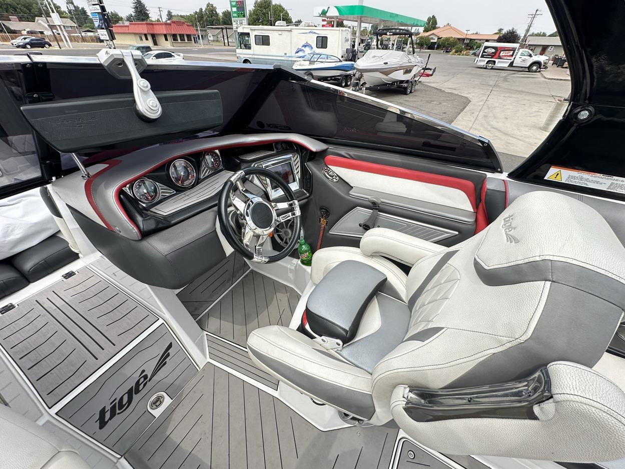 2014 Tige ASR