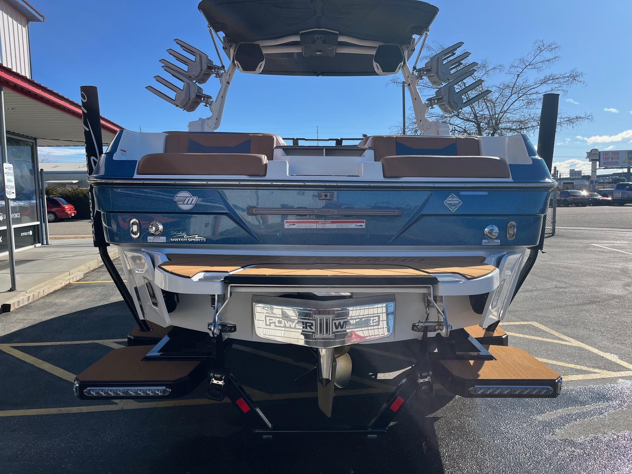 2025 Malibu 25 LSV