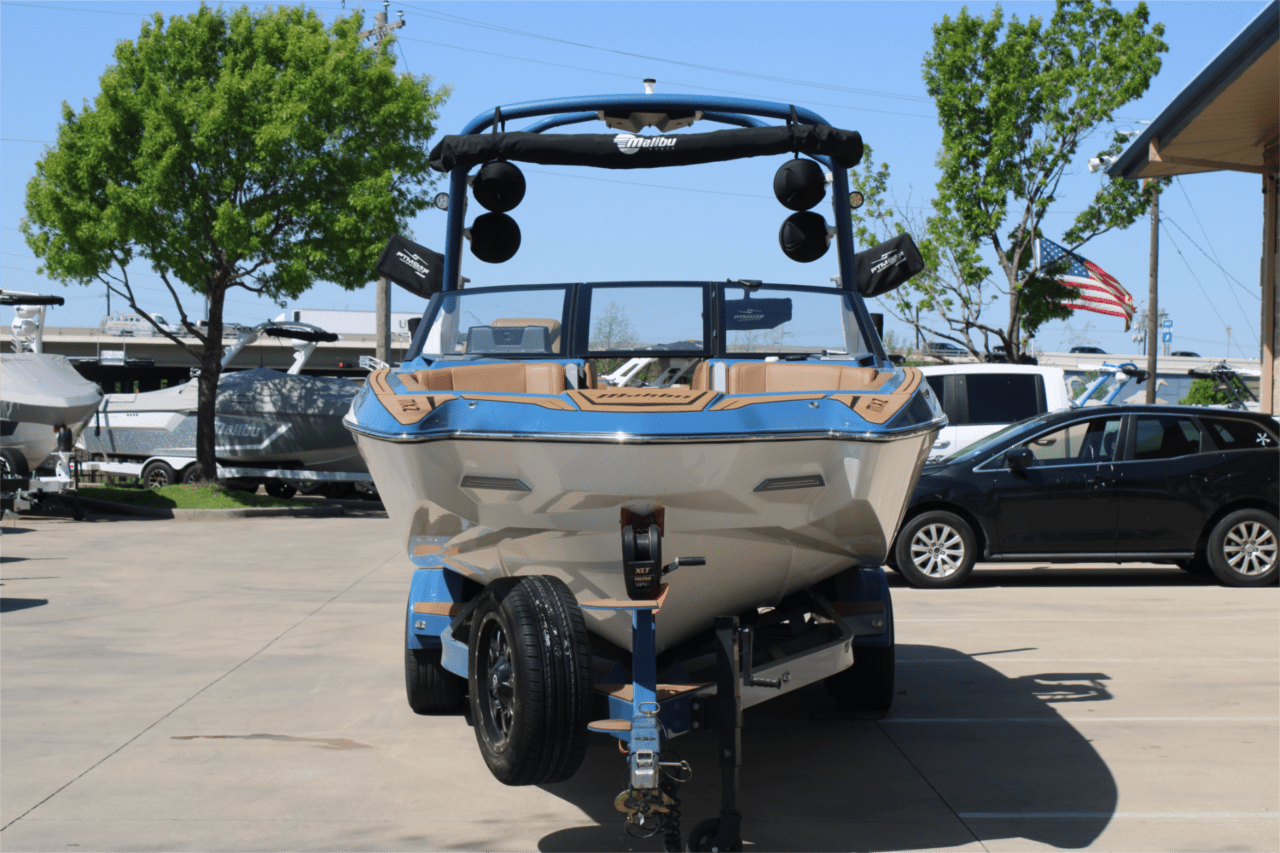 2022 Malibu 24 MXZ