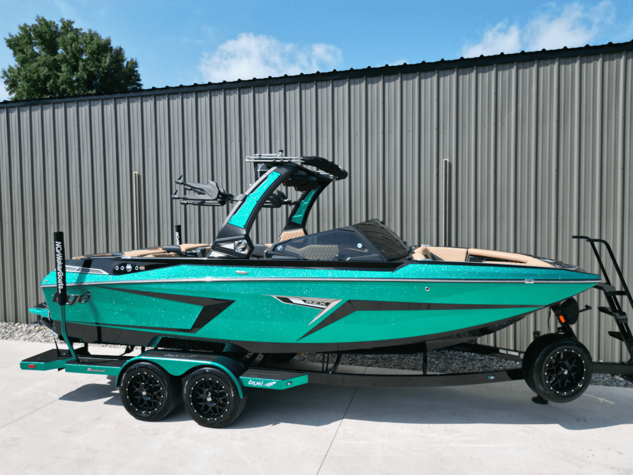 boat.Title