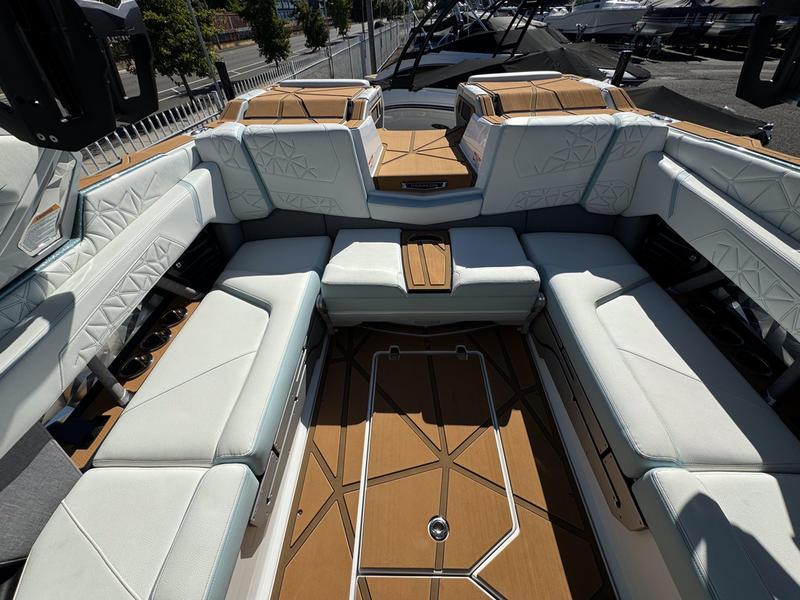 2024 Nautique G23 Paragon