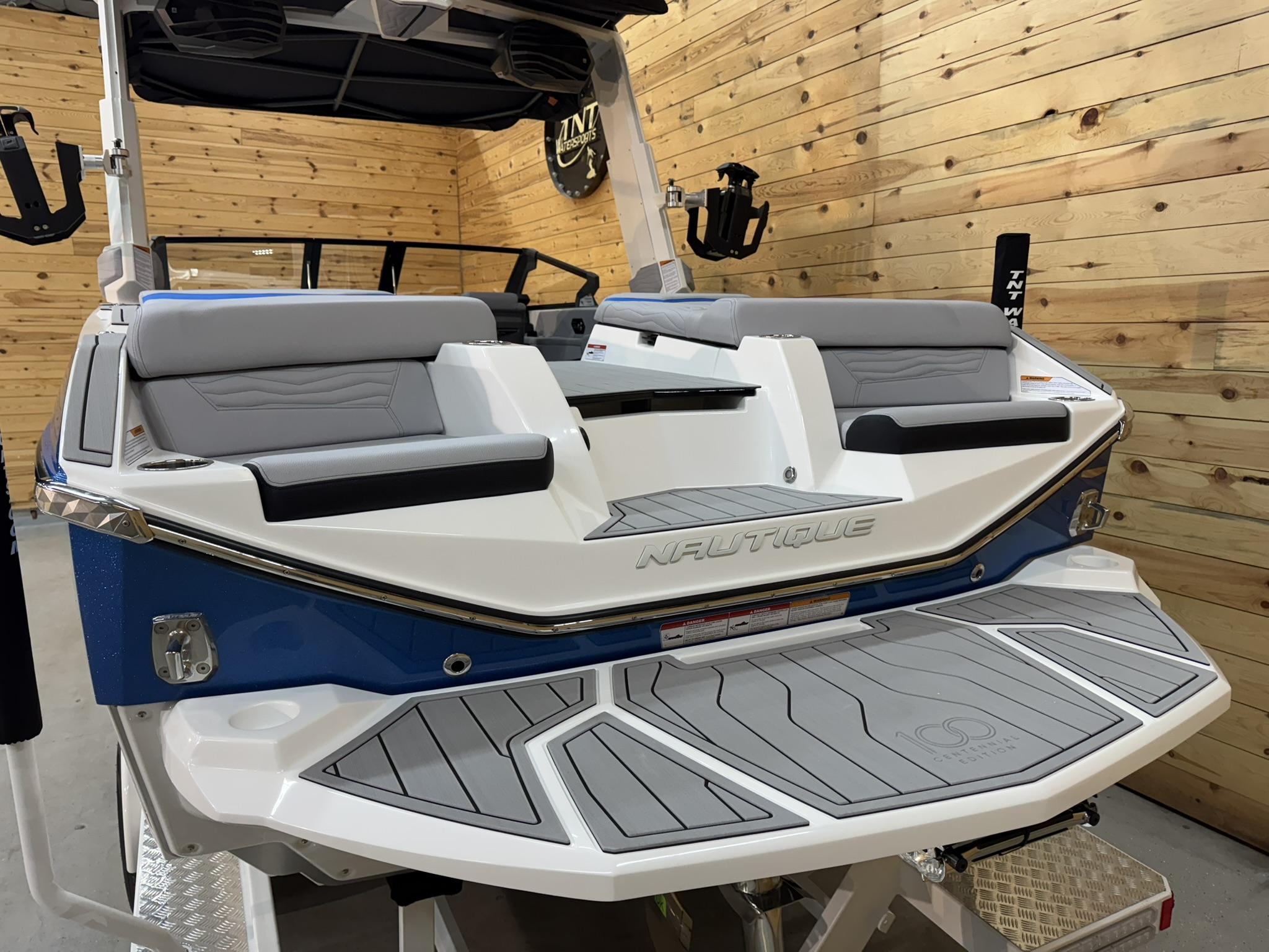 2025 Nautique G23 Icon