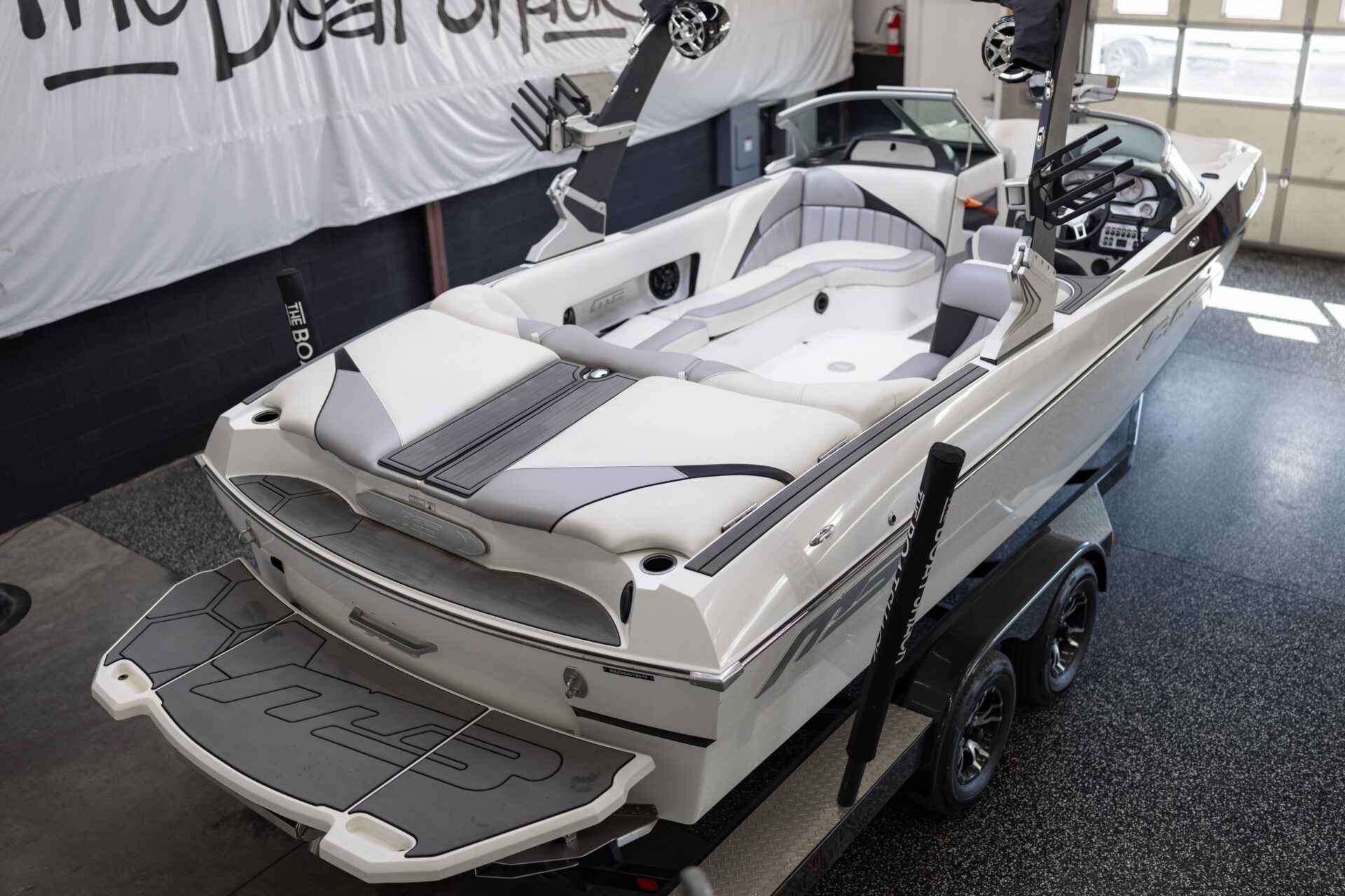 2018 MB Sports B52 23 Classic