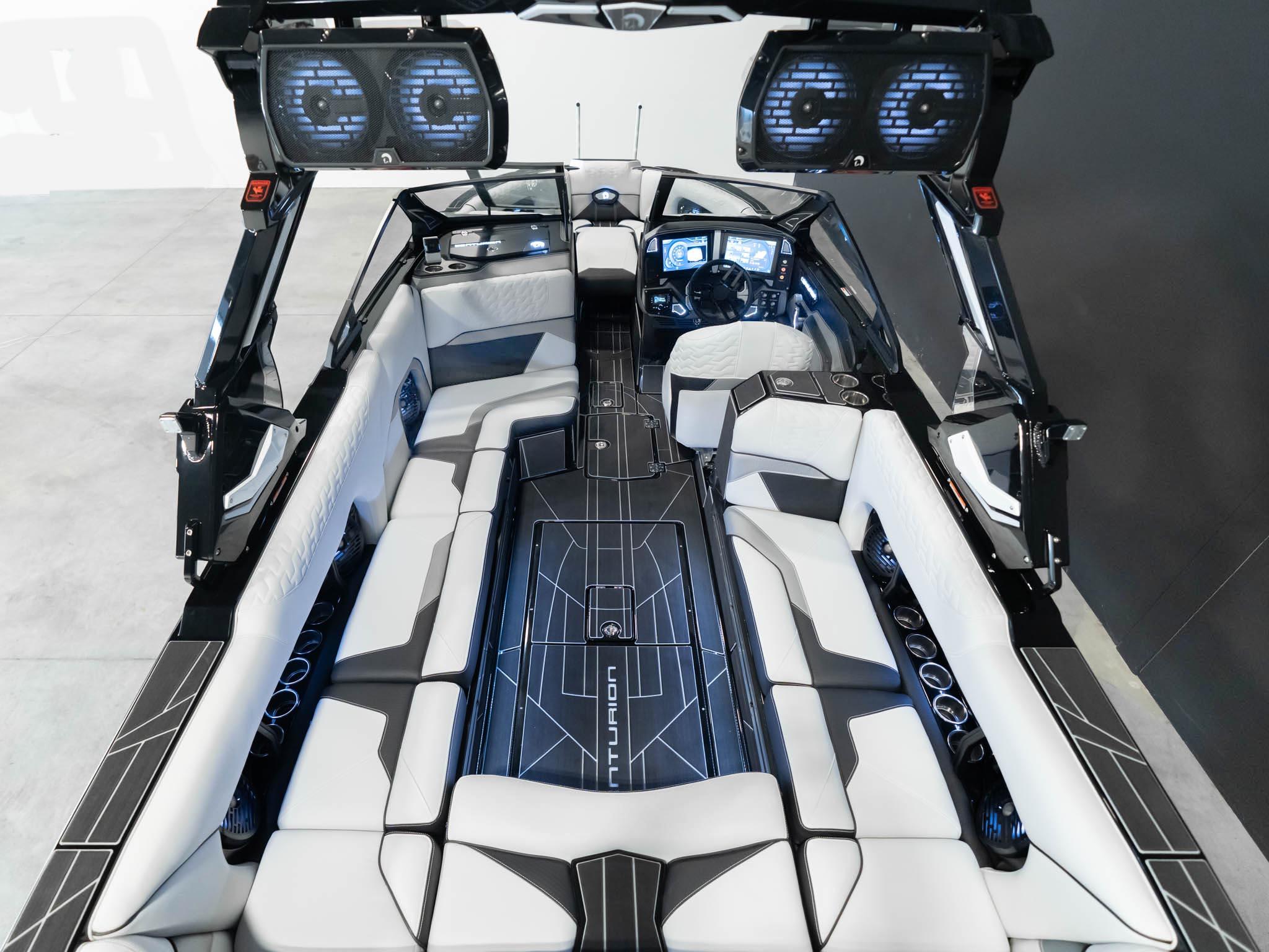 2025 Centurion Ri245 – Black / White
