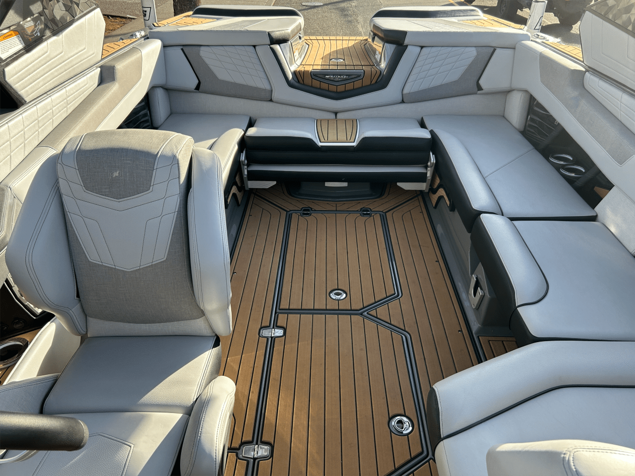 2021 Nautique G23 &#8211; Low hours!