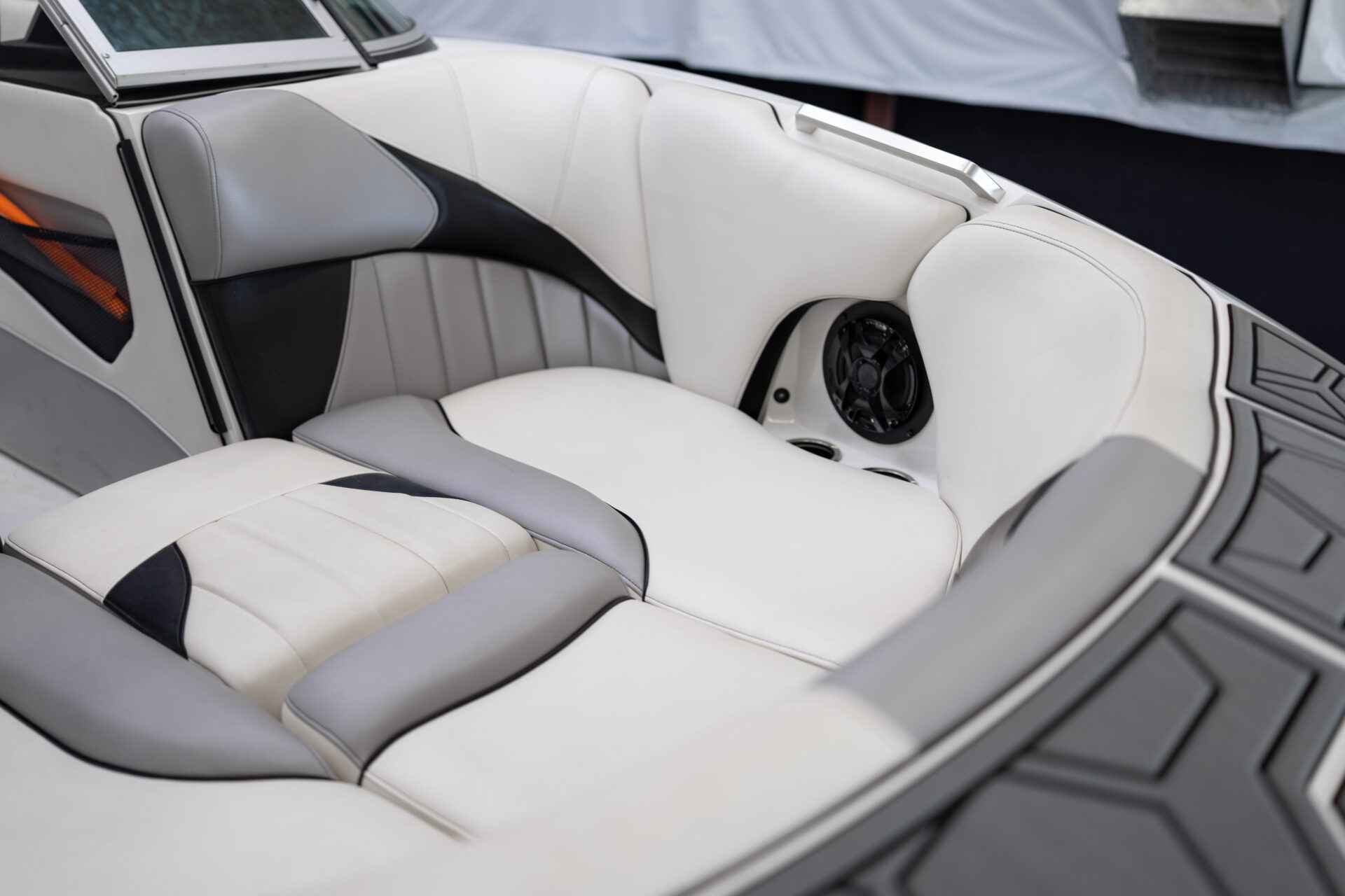 2018 MB Sports B52 23 Classic