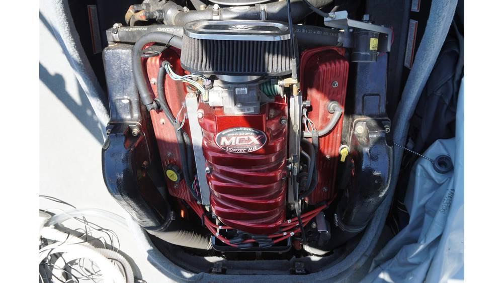 2003 MasterCraft X9
