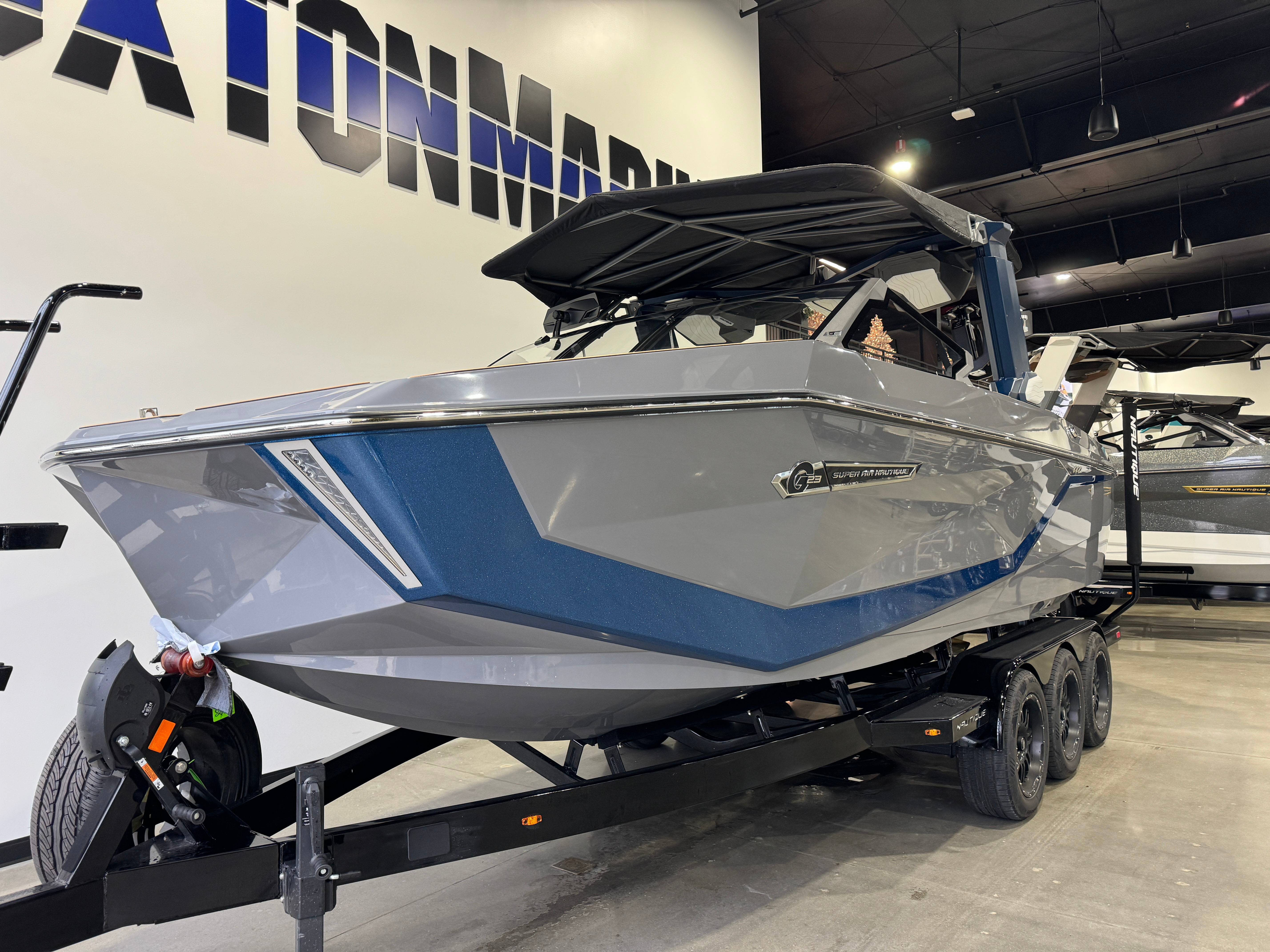 boat.Title