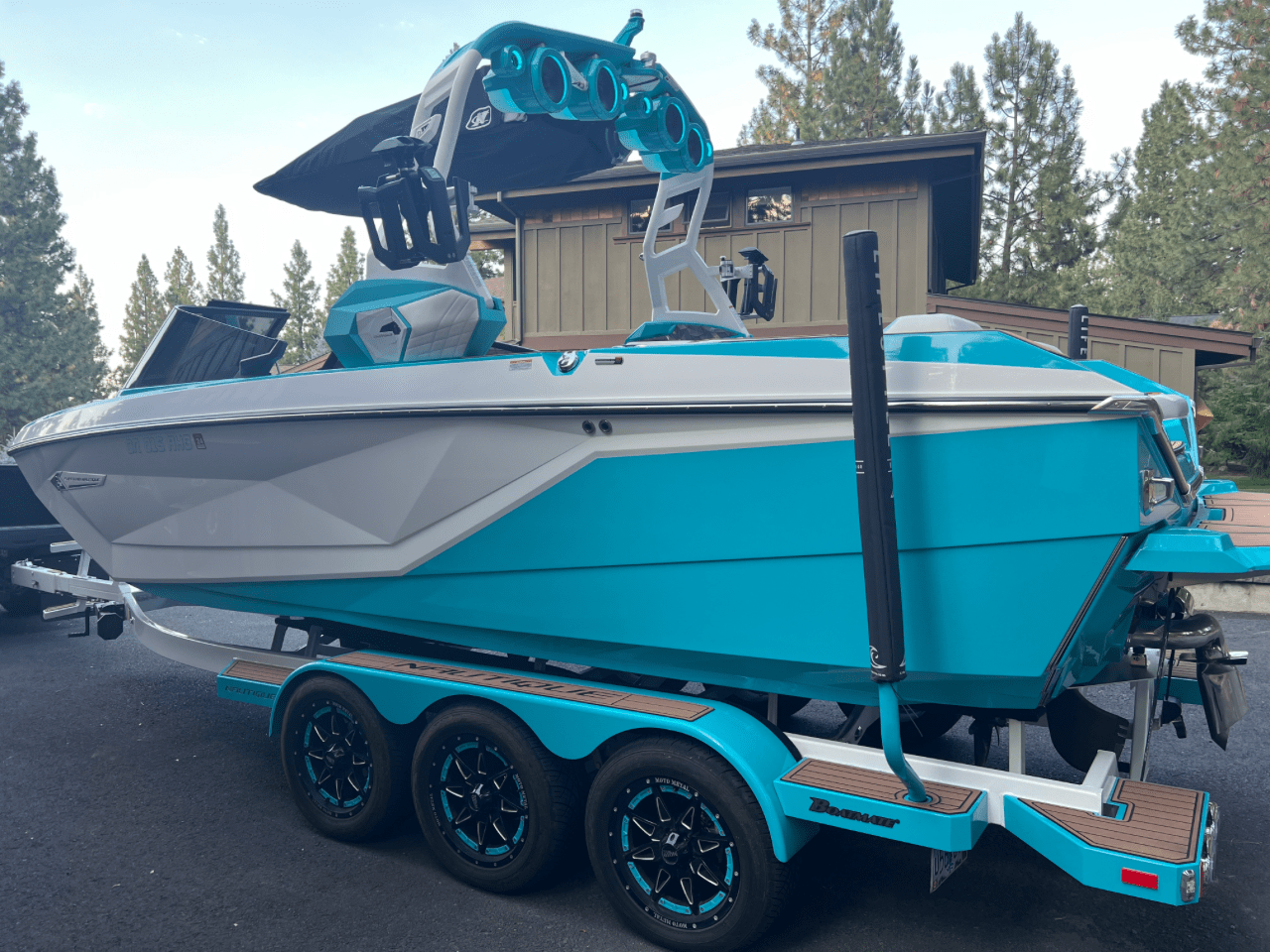 Nautique G23