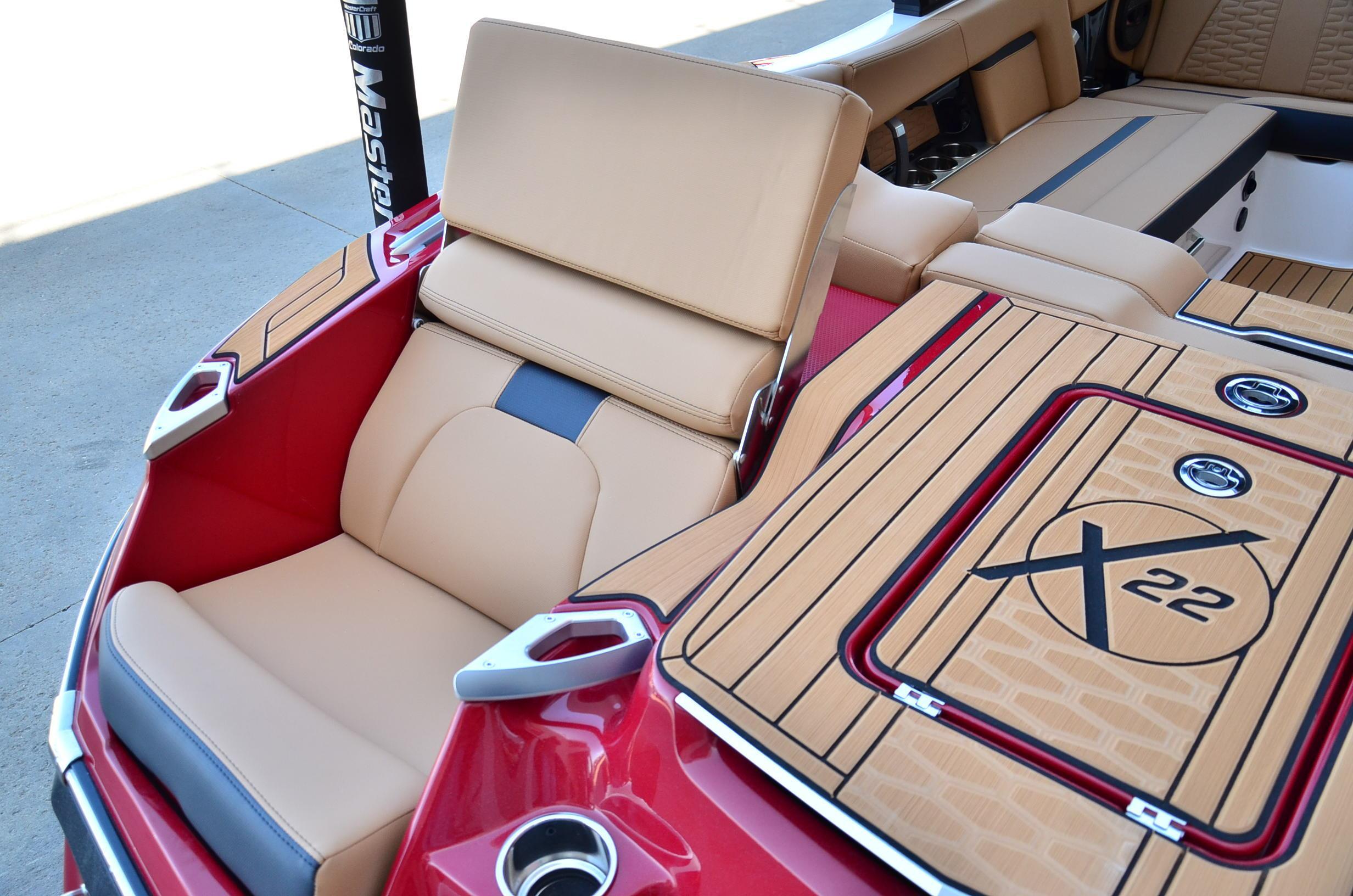 2024 MasterCraft X22 – Classic MasterCraft ProTour Red! 2024 Model Year End Clearance!