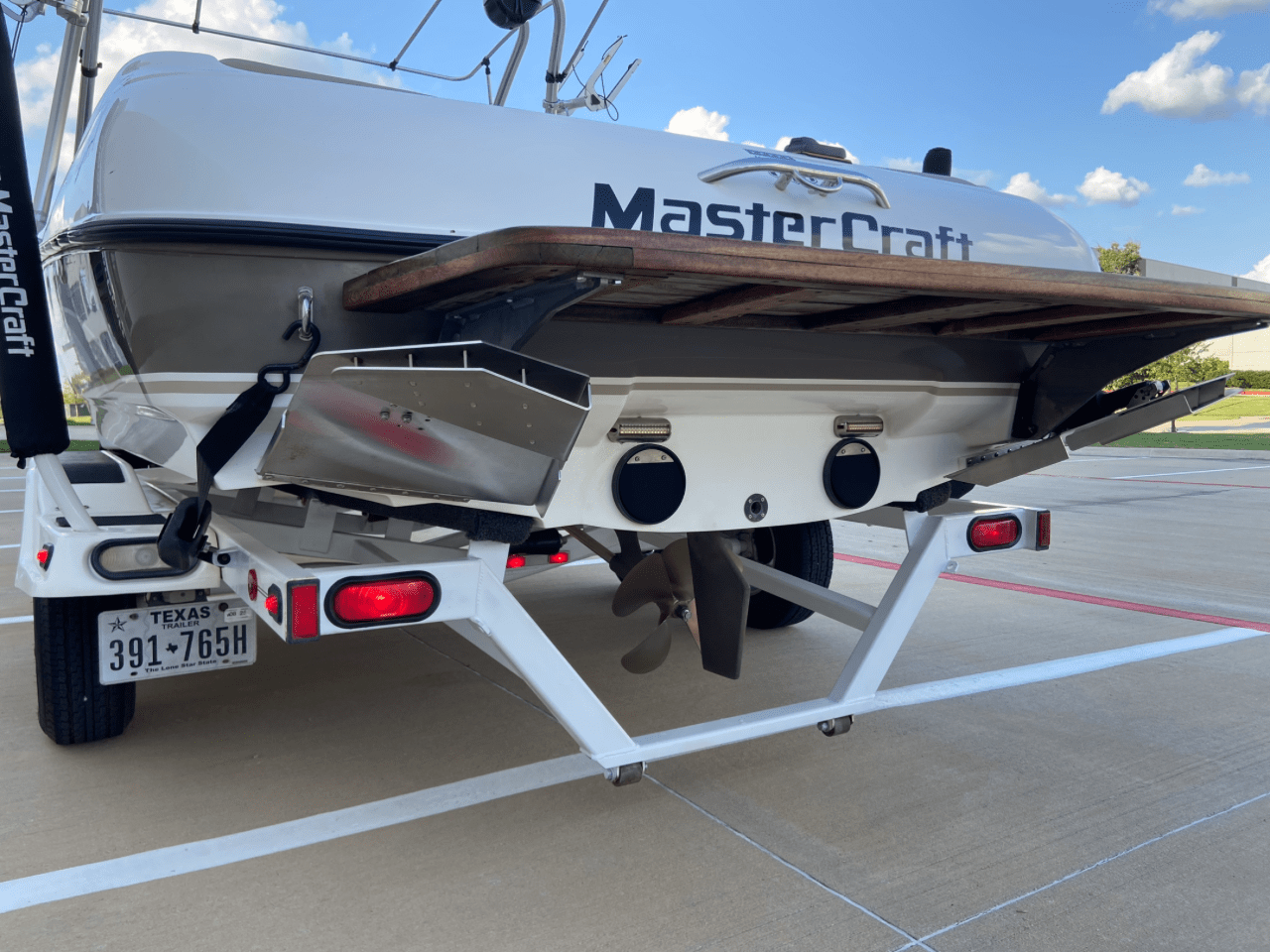 2004 Mastercraft Maristar 230VRS – Surf Setup – Excellent Condition