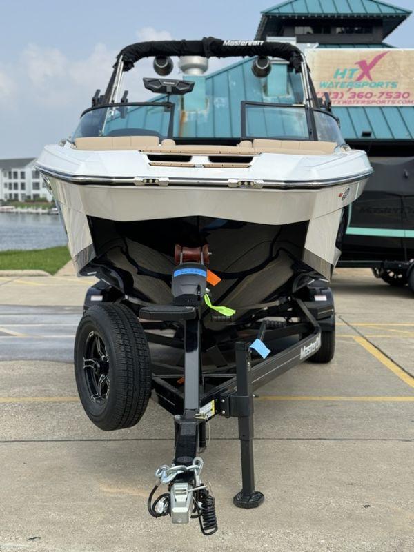 2024 MasterCraft X22