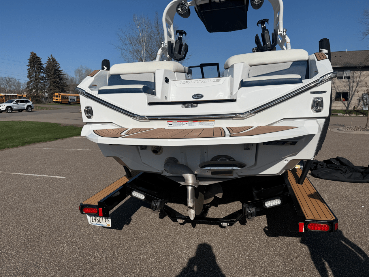 2021 Nautique G23 – Loaded – Spotless