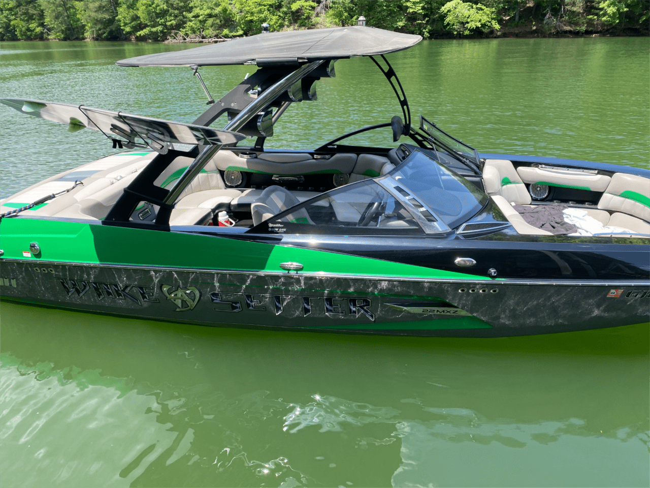 2013 Malibu Wakesetter 22 MXZ