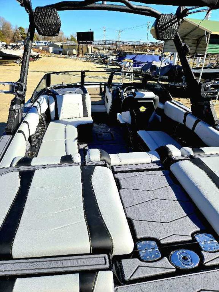 2025 Malibu Boats Wakesetter 22 MXZ