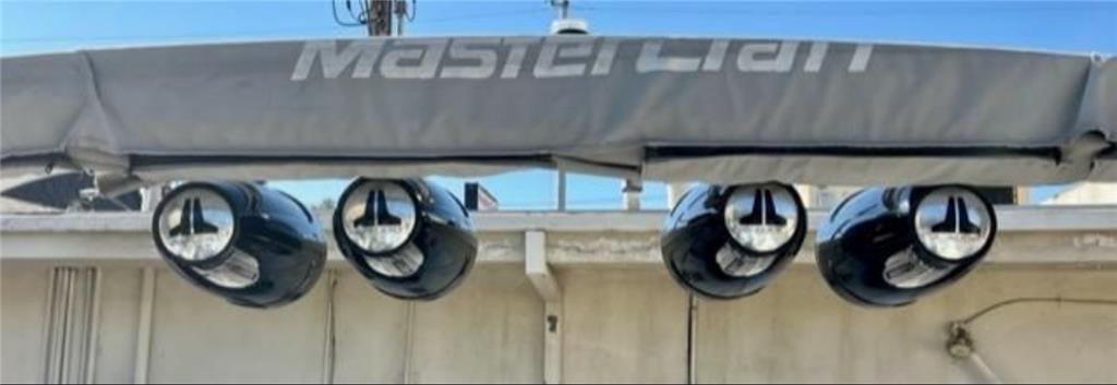 2016 MasterCraft X30  23'