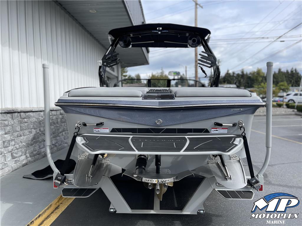 2023 CENTURION Vi22