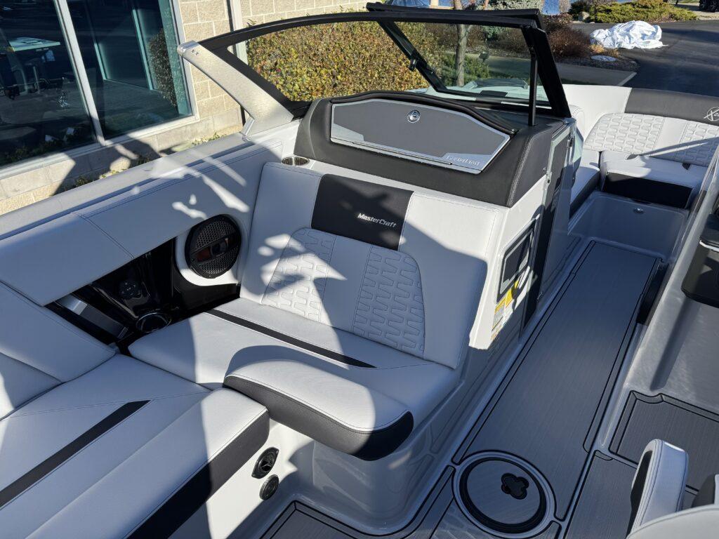 2025 MasterCraft X22