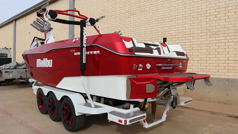 2025 MALIBU WAKESETTER 25 LSV