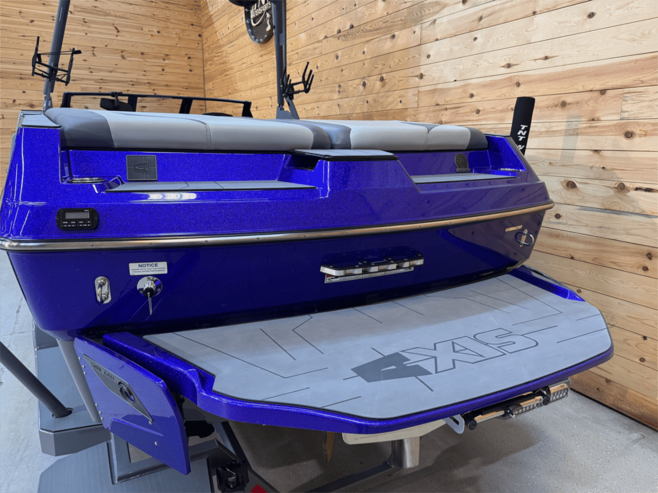2021 Axis T23