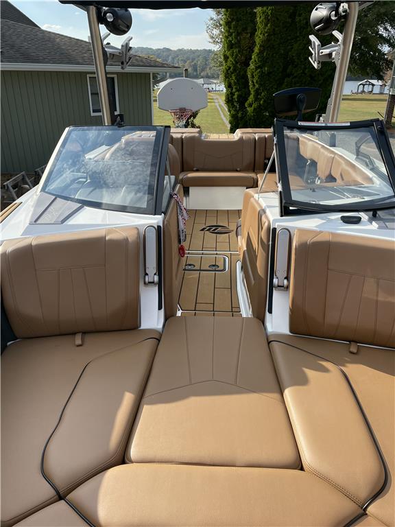 2022 Malibu 23 MXZ