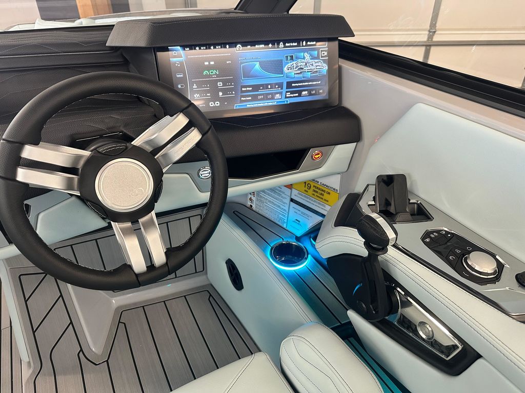 2025 Nautique G25