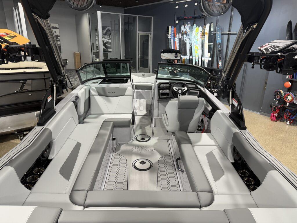 2025 MasterCraft NXT23