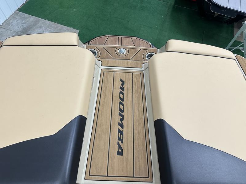 2023 Moomba Mojo
