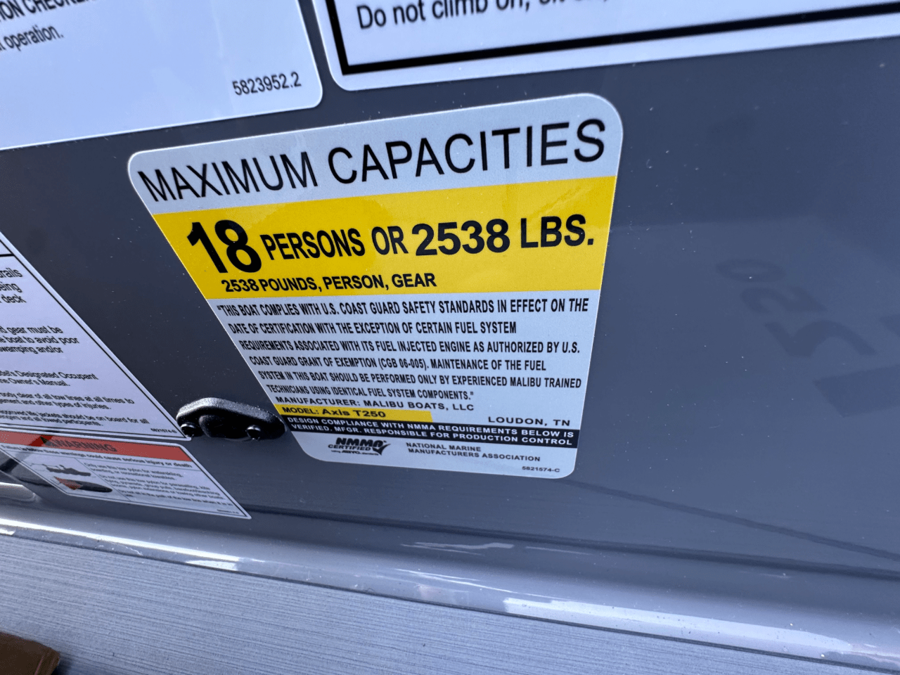 2025 Axis T250