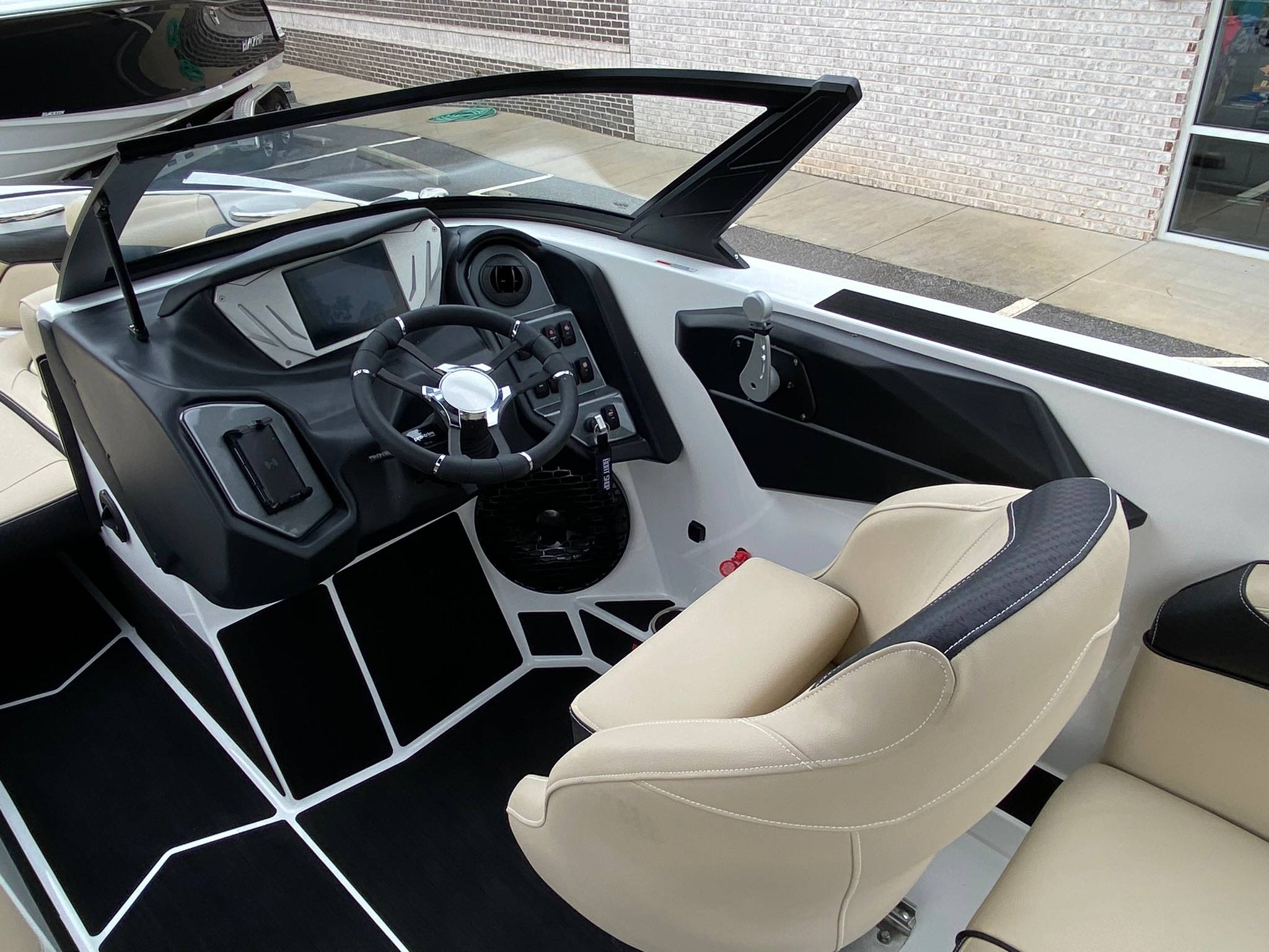 2025 Supreme S240