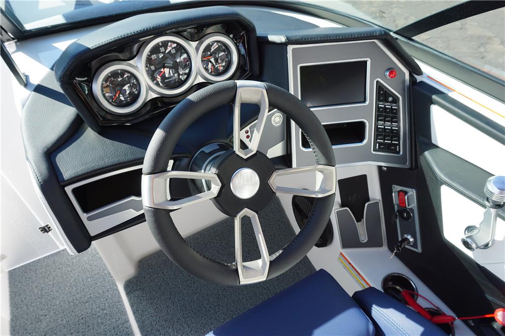2024 MasterCraft XT24