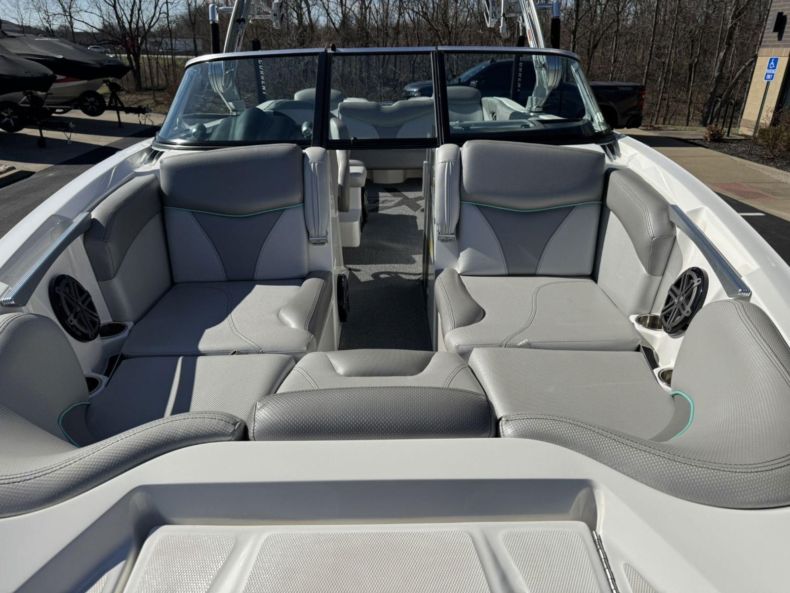 2017 MasterCraft X46