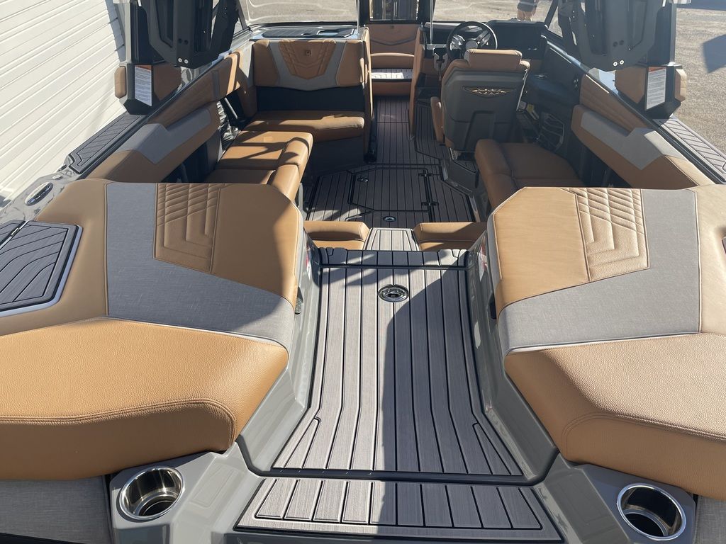 2024 Nautique Super Air Nautique G23