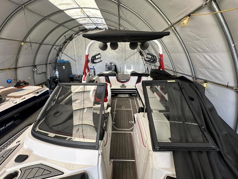 2017 Nautique G23