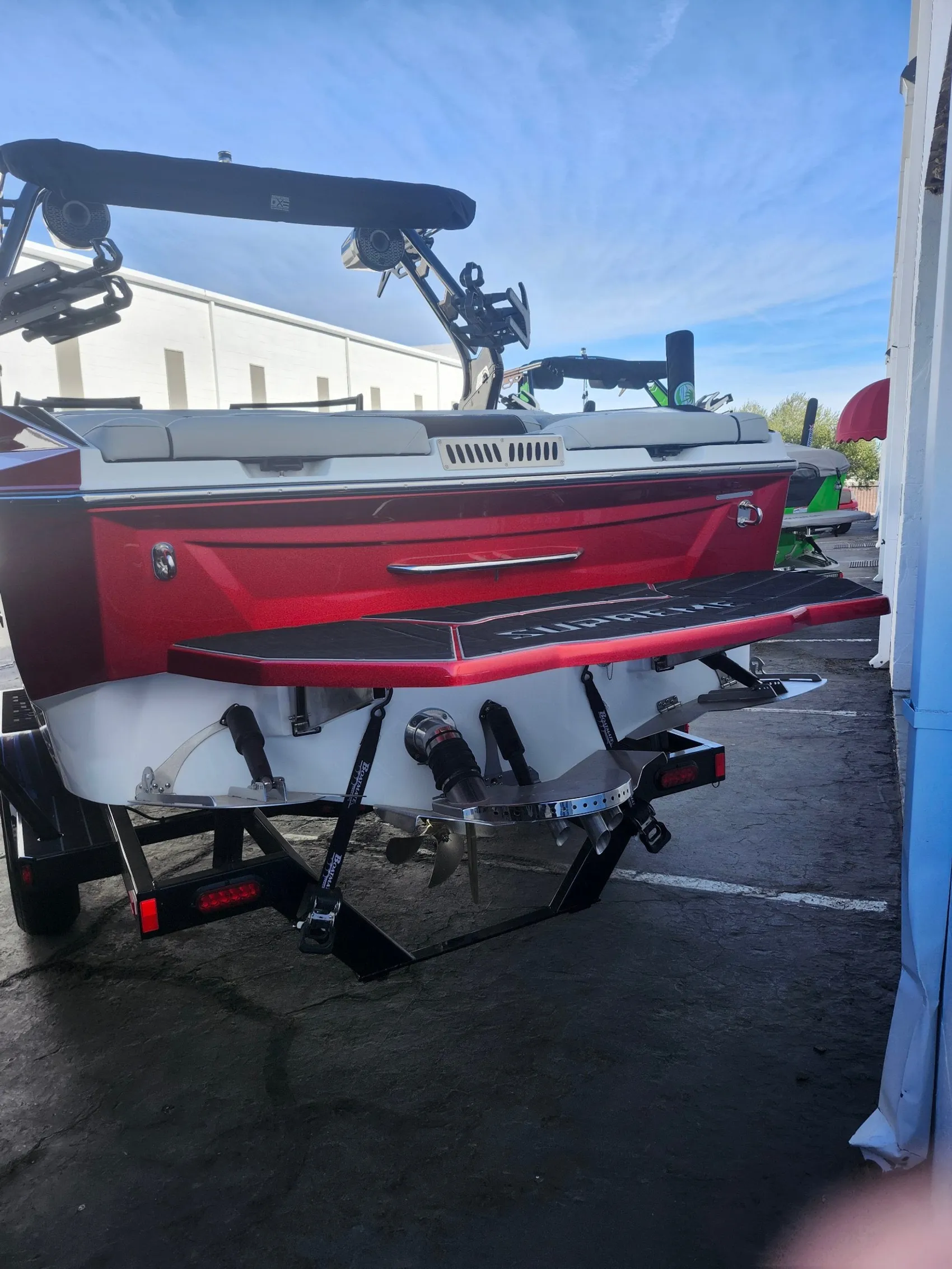 boat.Title