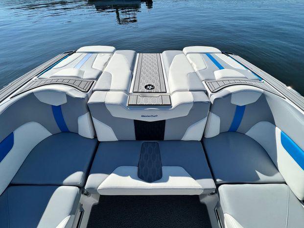 2024 MasterCraft XT24