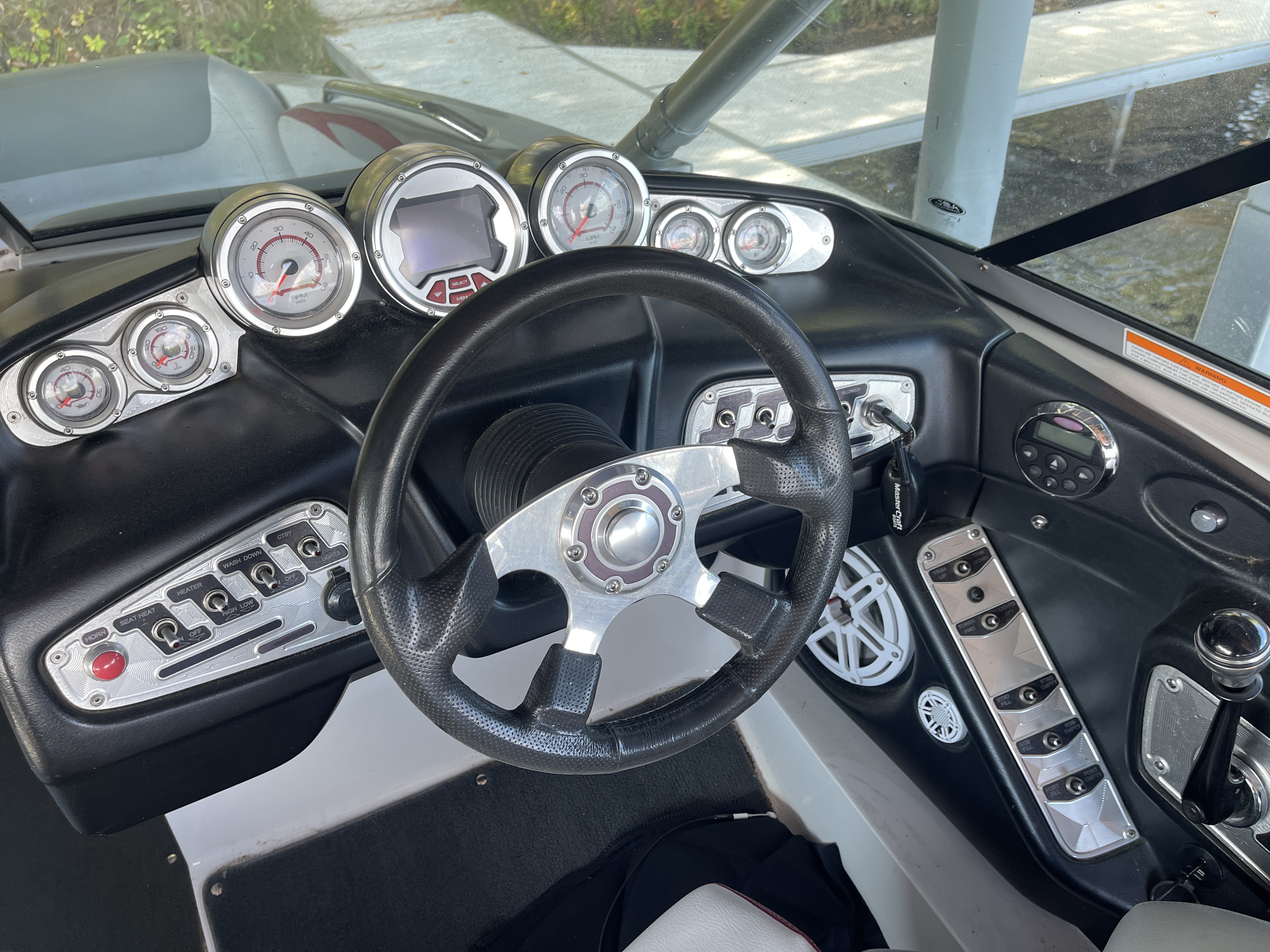 2009 MasterCraft X2