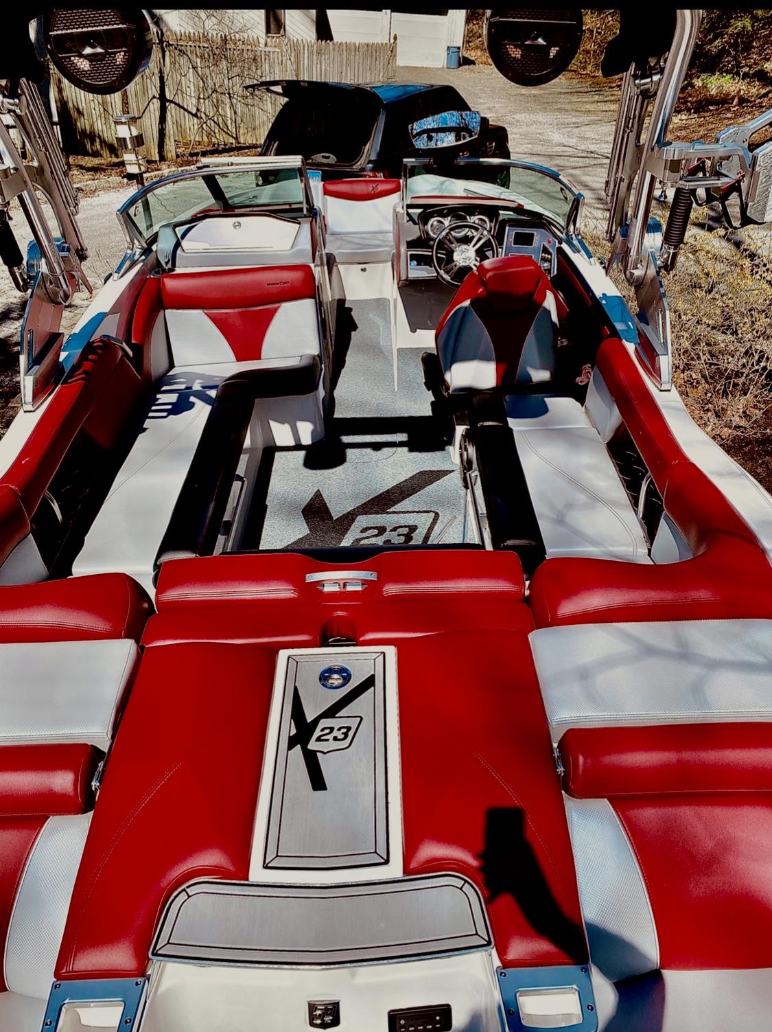 2018 Mastercraft X23 Head Turner Mint