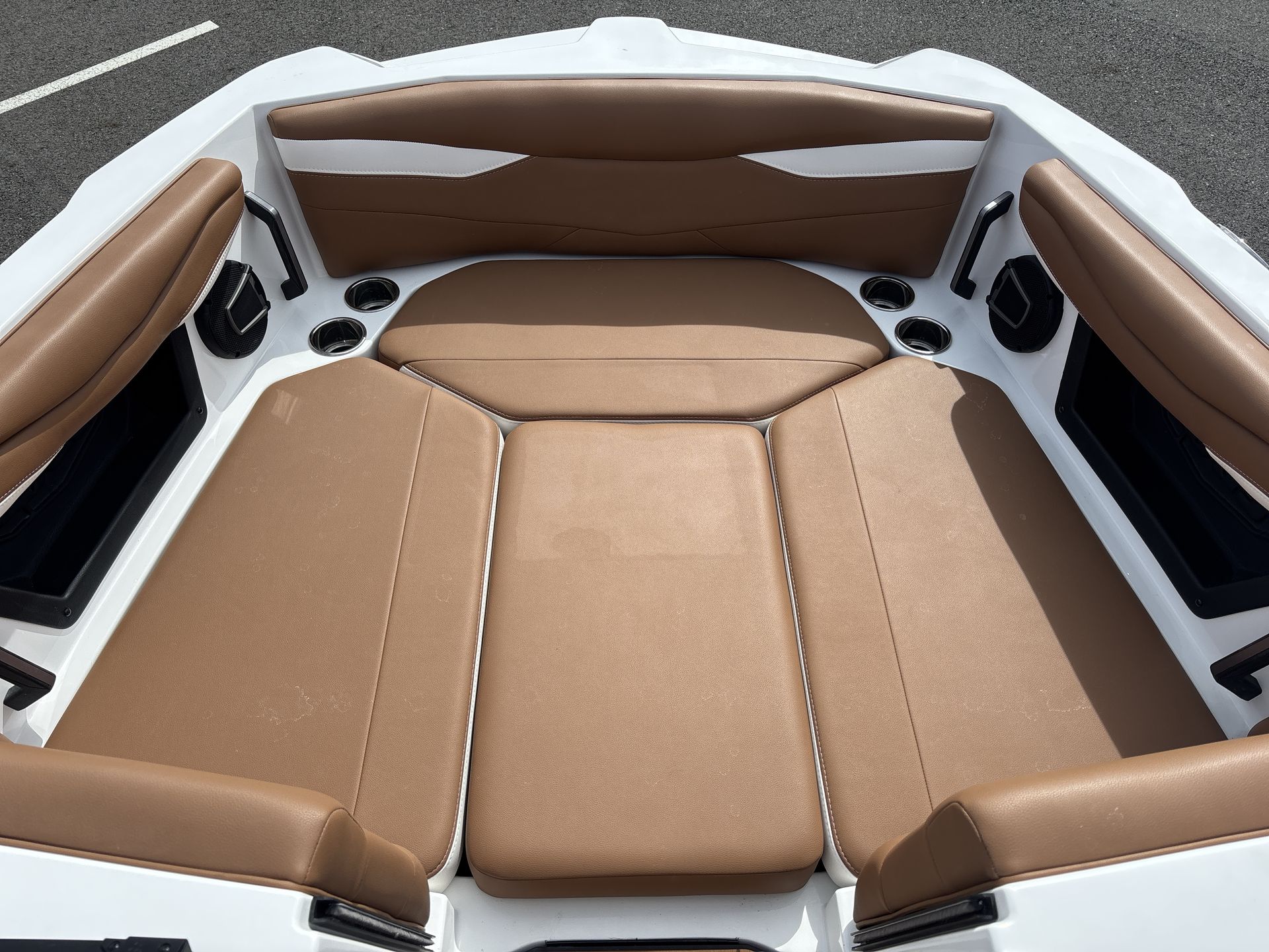 2025 Axis A245 Icon